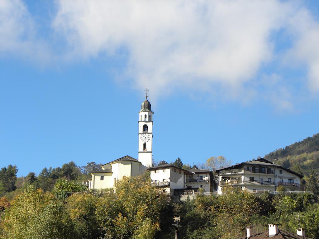 Ferienwohnung Casa De Val Calceranica al Lago Exterior foto