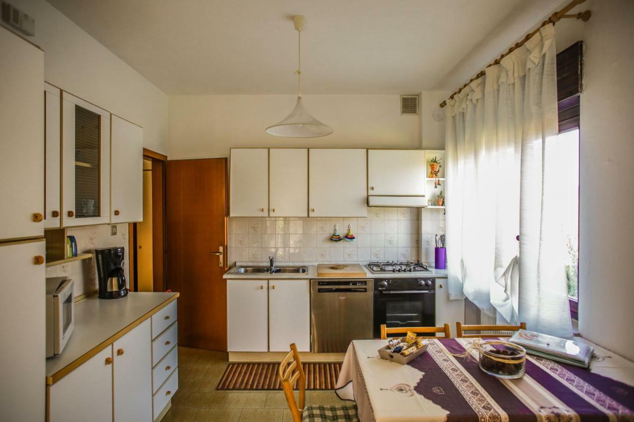Ferienwohnung Casa De Val Calceranica al Lago Exterior foto